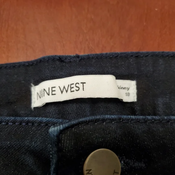 Nine West Dark Blue Women's Skinny Jeans - Picture 4 of 8